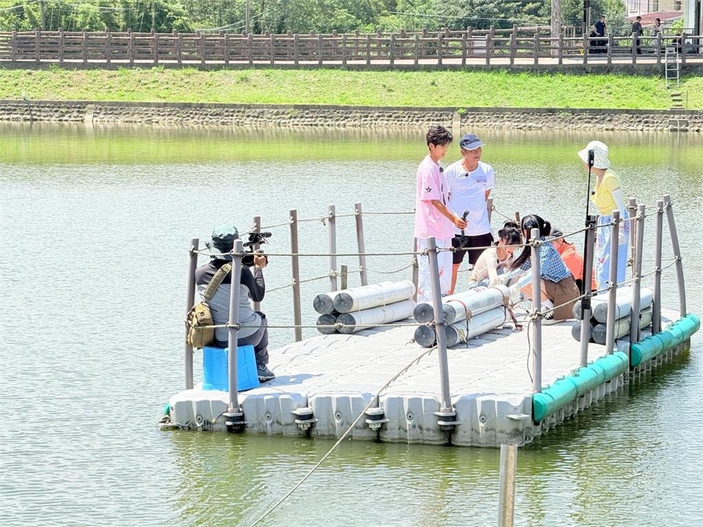 繡惠稱阿翔本名陳秉立不會紅！建議改「陳雷」全場笑翻