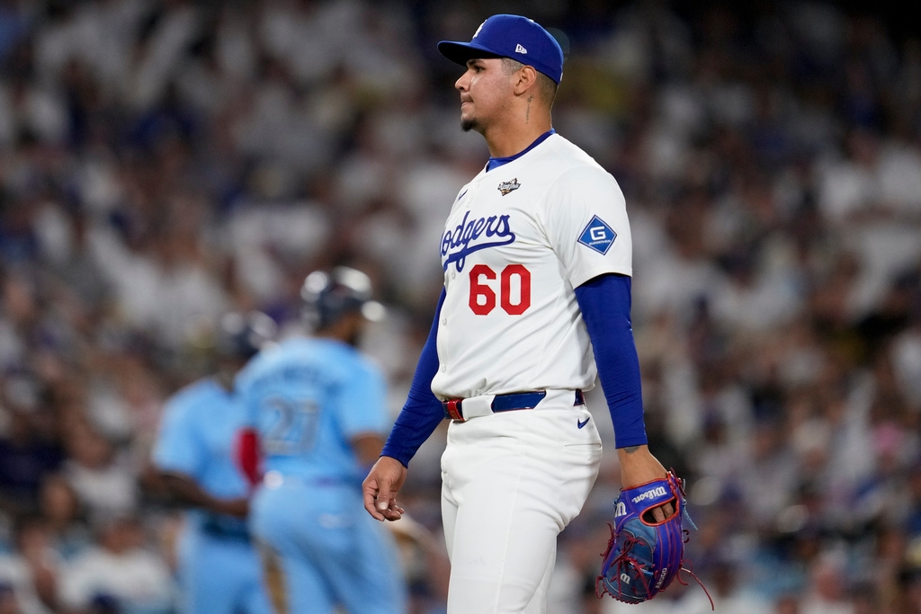 MLB/道奇世界大賽不名譽紀錄!第一支在同一局出現3次暴投的球隊