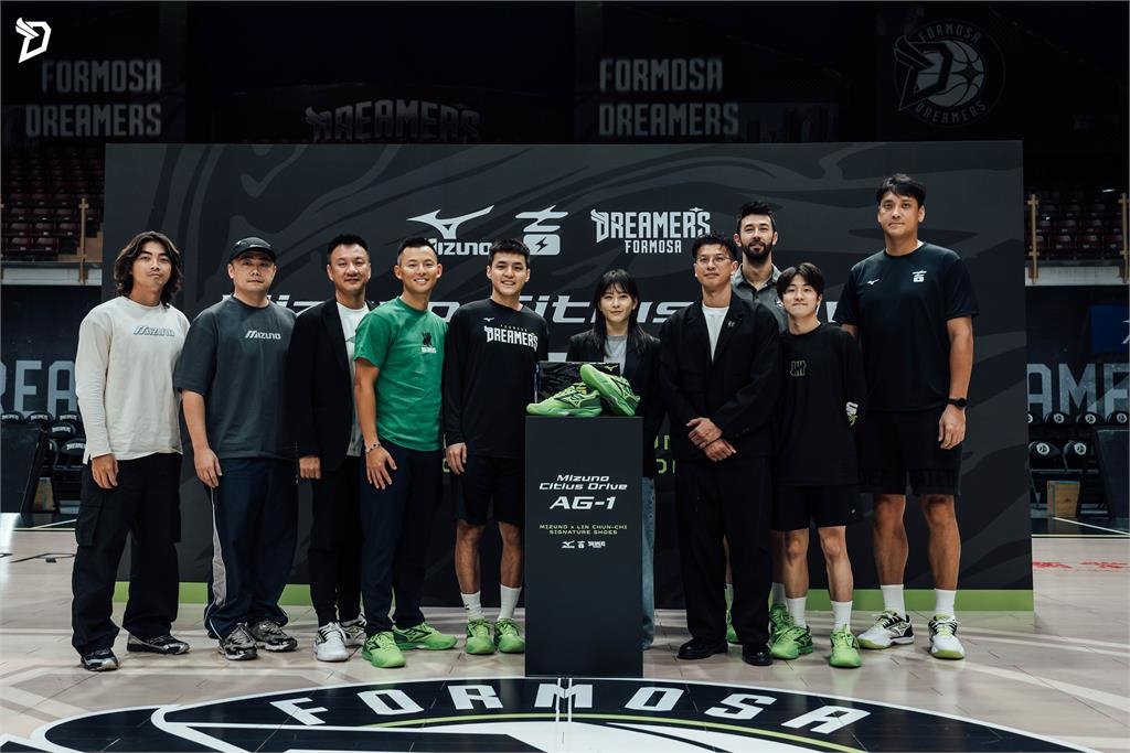 籃球/又強又暖!林俊吉推出「AG1」成林書豪後第一人「將捐千雙球鞋回饋母校」