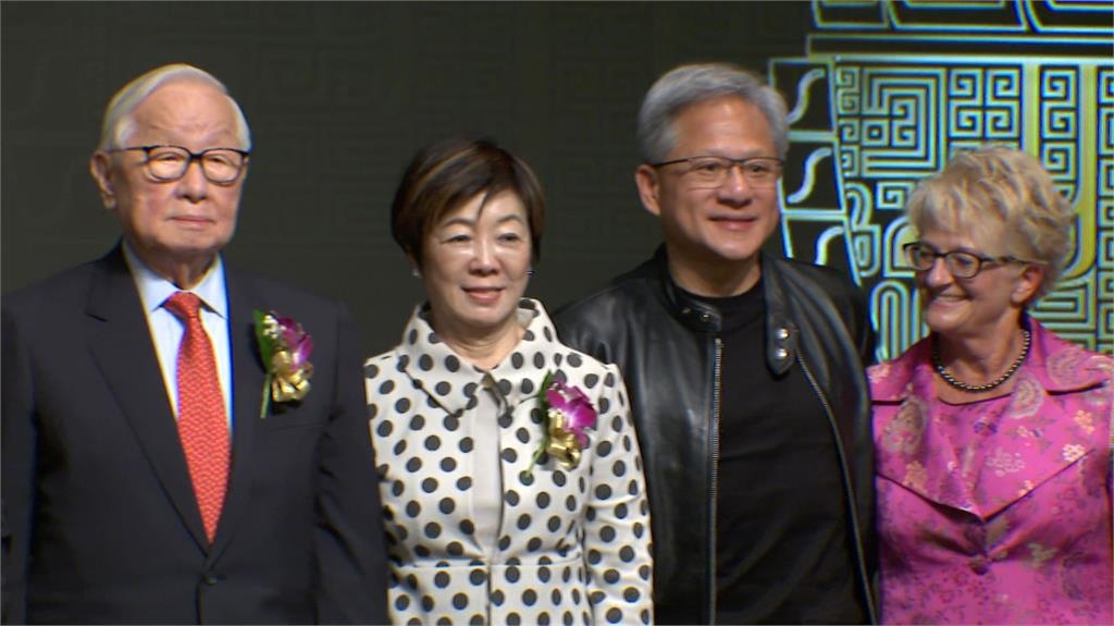 全球首例!輝達市值破5兆美元 黃仁勳從洗碗工變「AI教父」