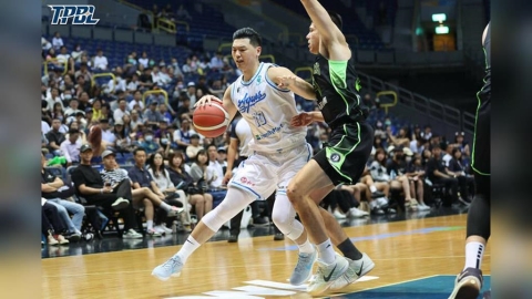 籃球/兩隊加起來吞55次犯規怒批「比賽醜陋又難看」!海神胡瓏貿:我不會被罰吧?