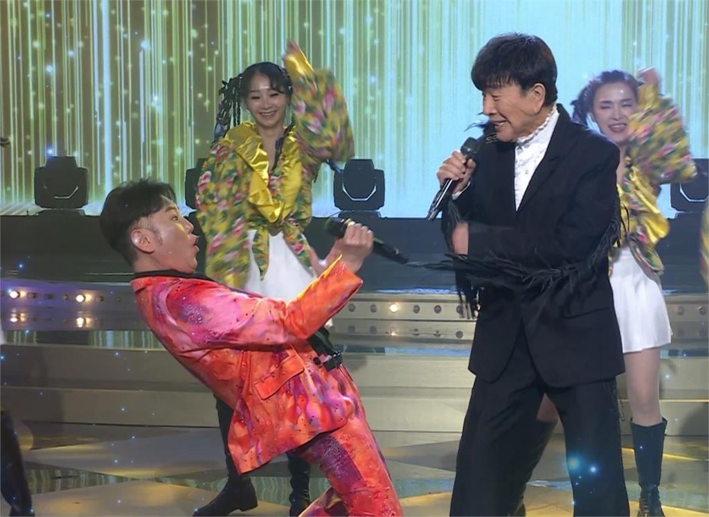 沒封麥！謝雷現身《超級冰冰Show》地位猶如國寶級「歷史人物」原key演唱