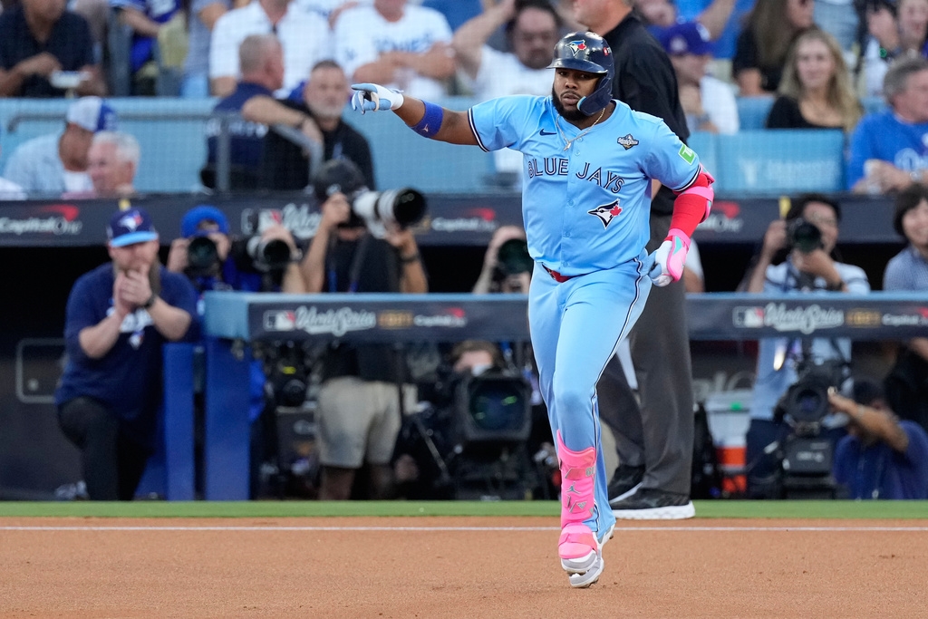 MLB(影)/藍鳥季後賽火力強! 世界大賽聽牌兩位強棒安打數破紀錄功不可沒