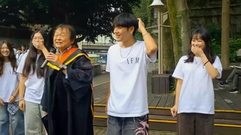 王世堅變博士啦！唱〈沒出息〉學生嗨翻　喊受之點滴、湧泉以報