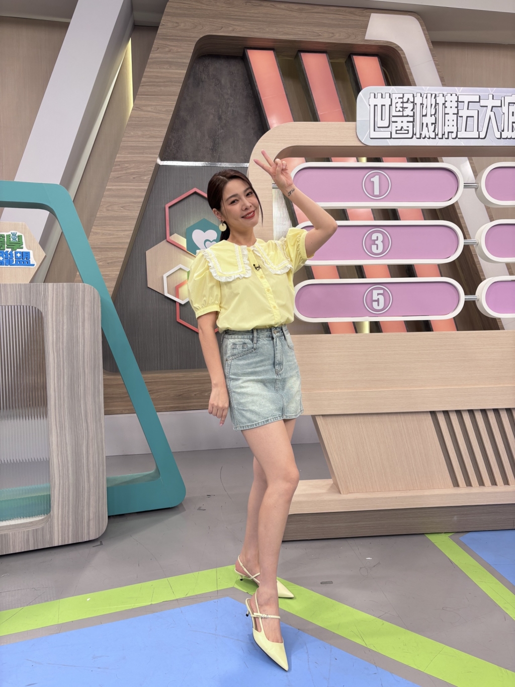 黃豪平公然「戲弄」白家綺 差點丟了主持棒?