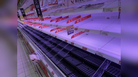 中市府人員竟擅闖豬場清消!莊競程曬賣場「空空如也」照 轟市府「又蠢又壞」