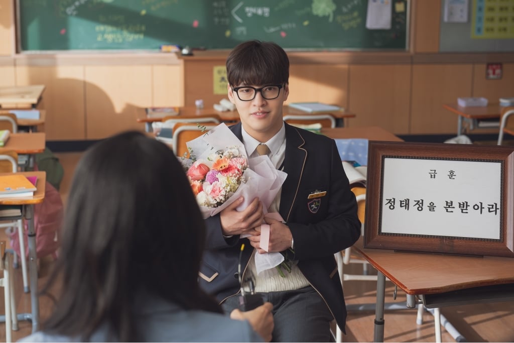 爆笑《放飛旅行團》連6天票房奪冠 姜河那驚爆:沒打算一輩子演戲