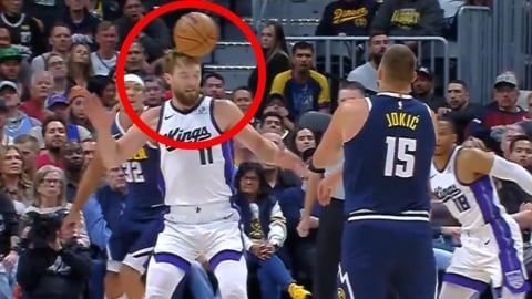 NBA(影)／直接幫對手「剃頭髮」！約基奇「助攻削過小沙頭頂」網：陰影面積很大