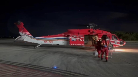 黑鷹直升機出動!綠島人「空中轉診」 畫面曝光