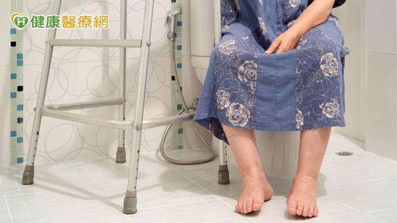 無痛血尿不是小問題！小心留意就醫發現竟是泌尿上皮癌找上門