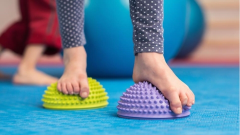 影響終身姿勢、平衡感! 醫:兒童足部發育錯過不可逆,不及早治療未來恐變O型腿