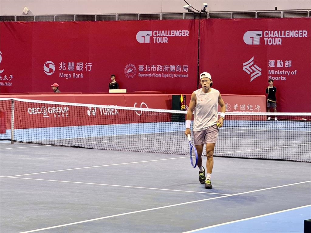 網球/「新手爸爸」莊吉生驚險化解賽末點!連拿3分挺進男單16強
