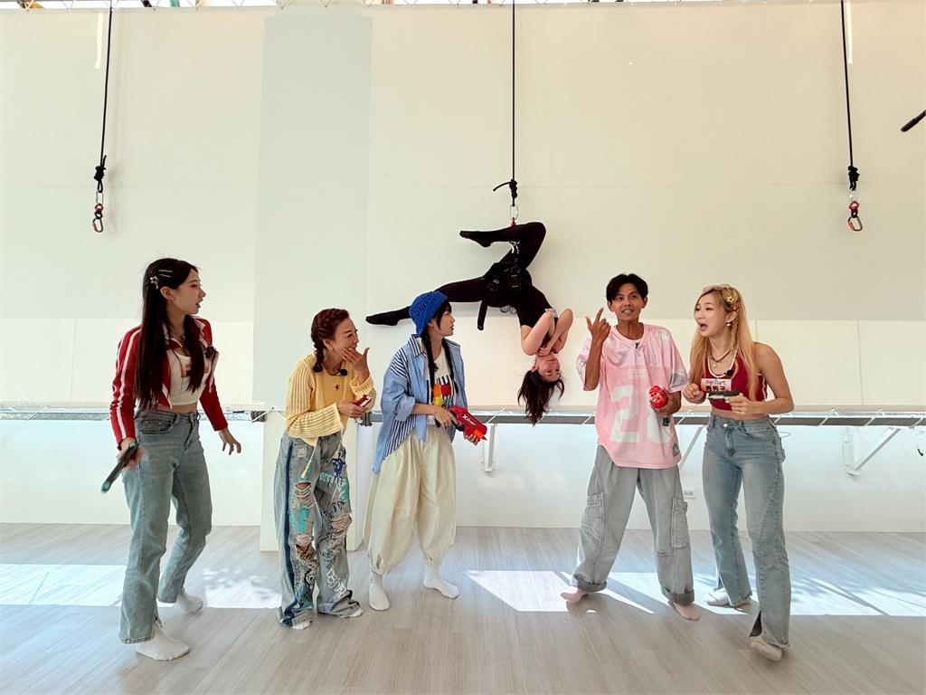 體驗「牆舞」被要求後空翻!阿翔有「蛋蛋的哀傷」楊繡惠一臉冏「我才不理你」