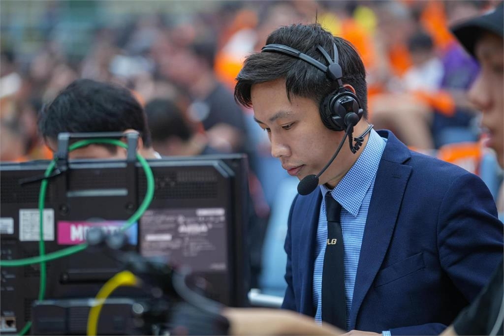 PLG／勇士主場對決獵鷹！《PLG LIVE 543》主播蔡晴景11/8線上開嘴