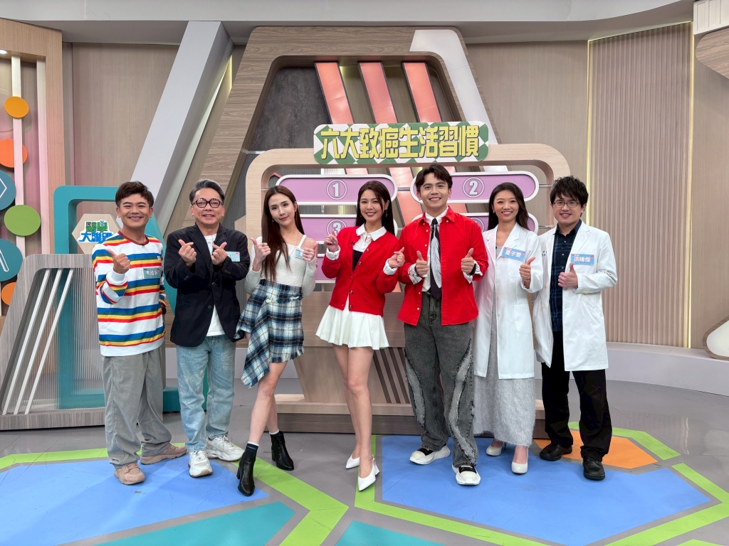 馬國弼防曬神器超詭異 眾人直呼超變態？