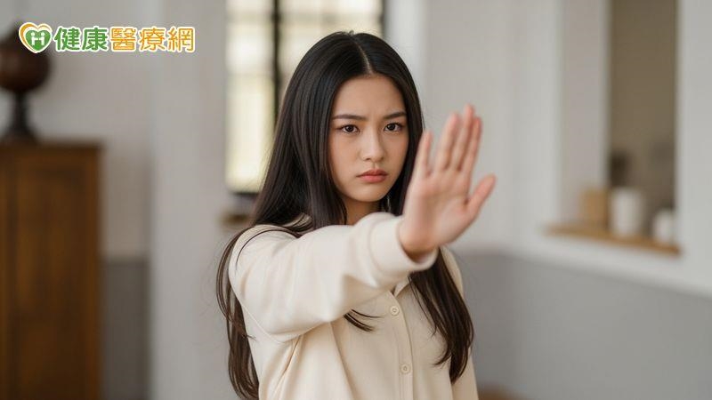 不是害羞也不是不會社交！內向者分成4種　先搞懂你是哪一型