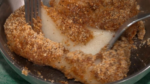 華西街飄香72年甜湯店招牌　燒麻糬日賣上百份