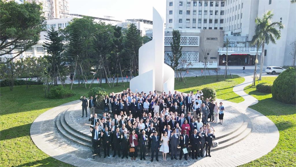 快新聞／淡江大學75周年校慶　 全台首座「校務數據中台」亮相