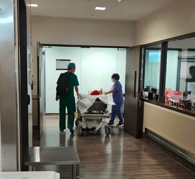 「爆換走僧人心臟」李連杰曬新片了！小粉紅狂找「超反差鐵證」驚：全變了