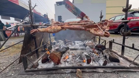 田中馬拉松登場 補給站成焦點 烤雞烤大豬烤鴨通通有 宛如美食天堂
