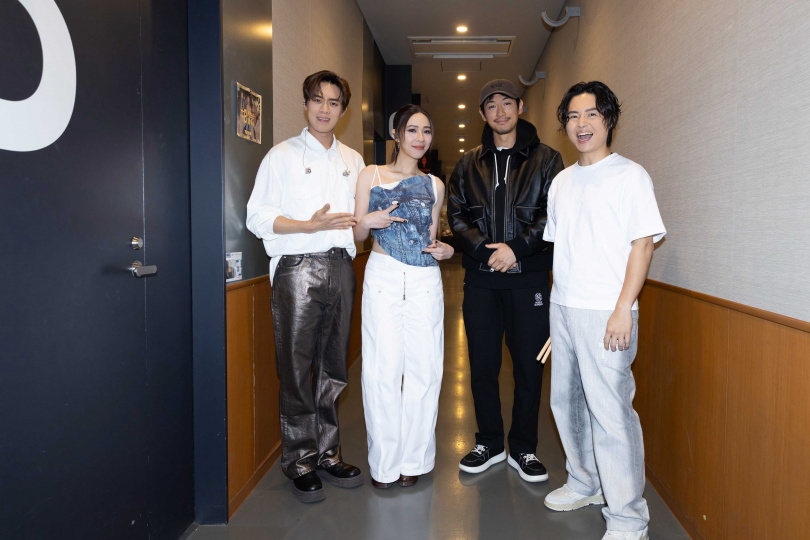 好友藤岡靛現身力挺告五人。（圖／相信音樂提供）