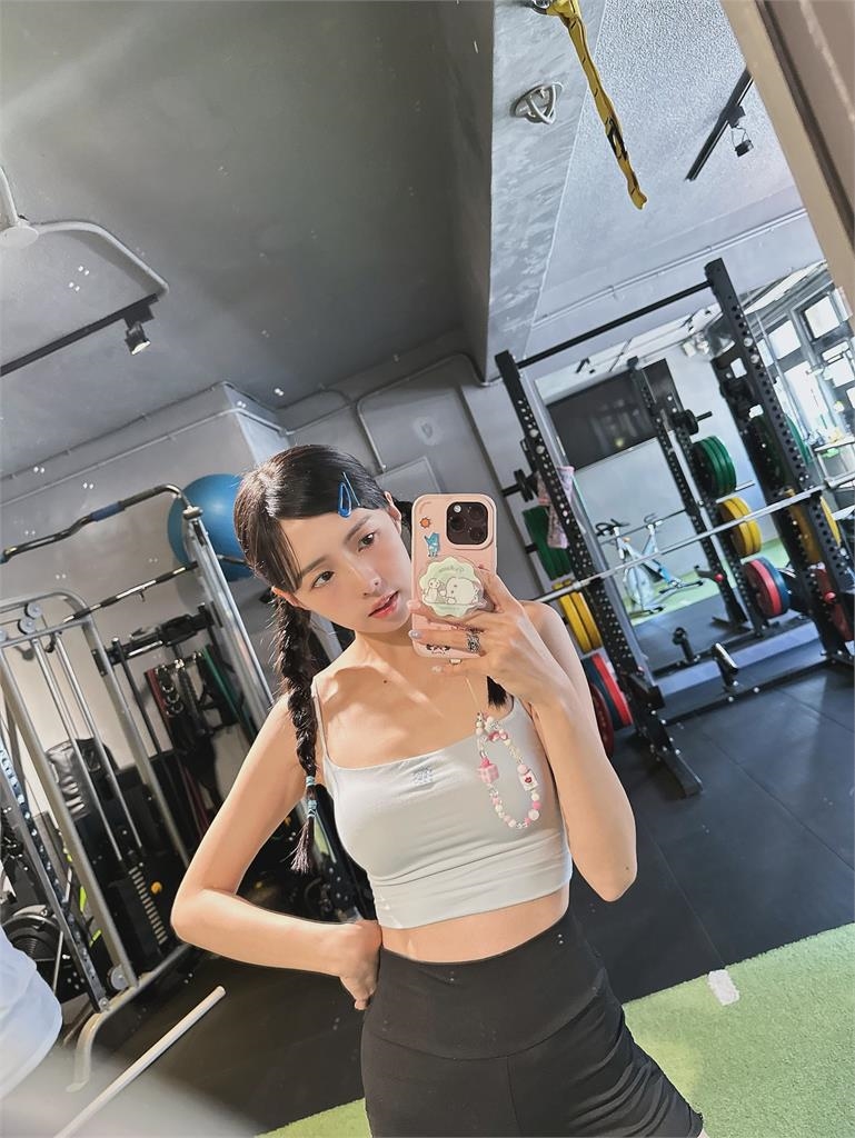 粿王「美國行」另1對？簡廷芮爆曖昧王品澔「傳老公為業配忍」本人發聲