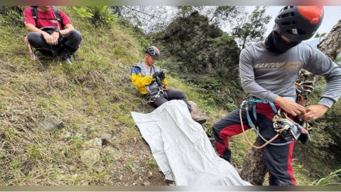 登山悲劇!壓隊隊員無聲墜谷亡 竟「全隊沒人發現」錯失救援黃金時間