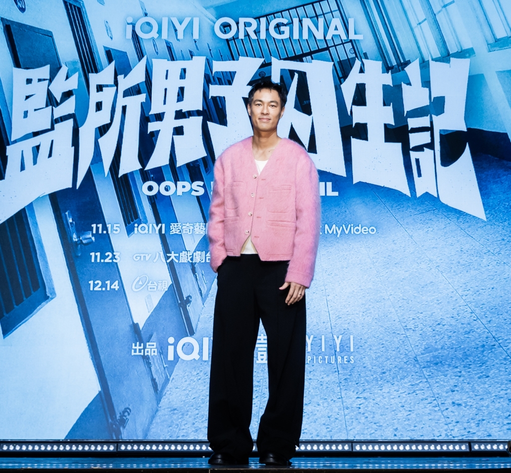 男星拍戲遭「屎」噴整身！ 液狀物「流進眼睛」慘痛後果曝