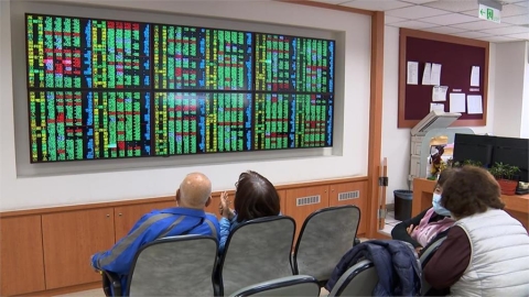 台股震盪收低！終場小跌43點　台積電收1460元