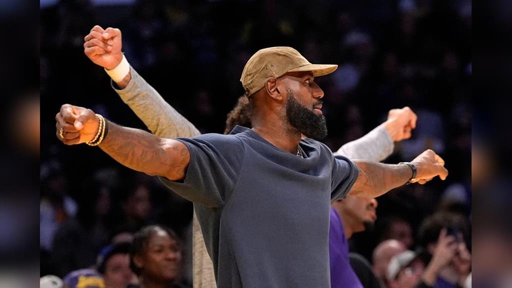 NBA(影)／詹皇完成本季第一次5對5練球　狀況不錯復出的腳步也更近了