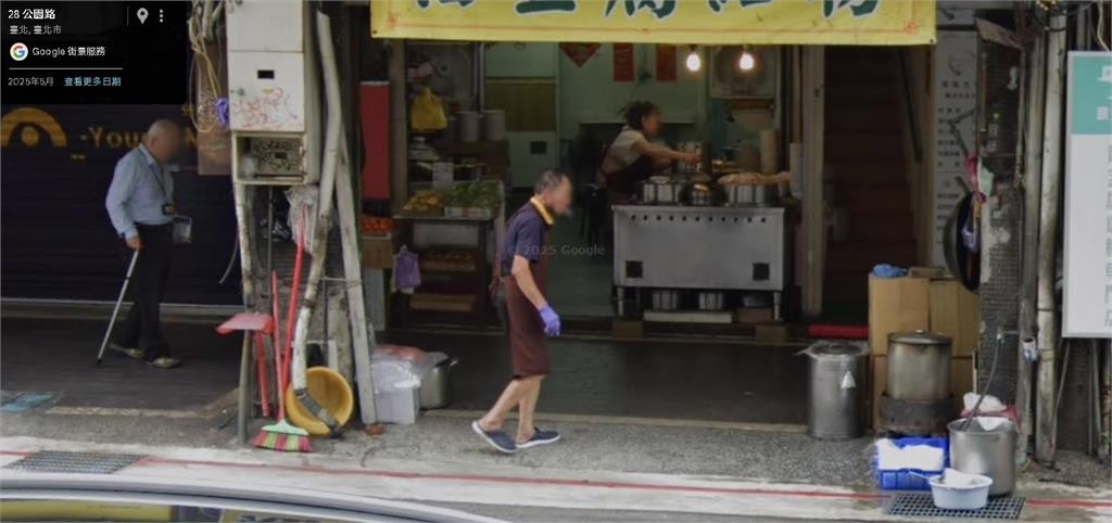 北市小吃店「水溝蓋上洗冬粉」超噁影片曝！網搜地圖街景嚇爛：每年都有⋯