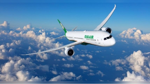 長榮航空組員誤觸逃生滑梯「5秒噴百萬」　旅客延誤近兩小時換機