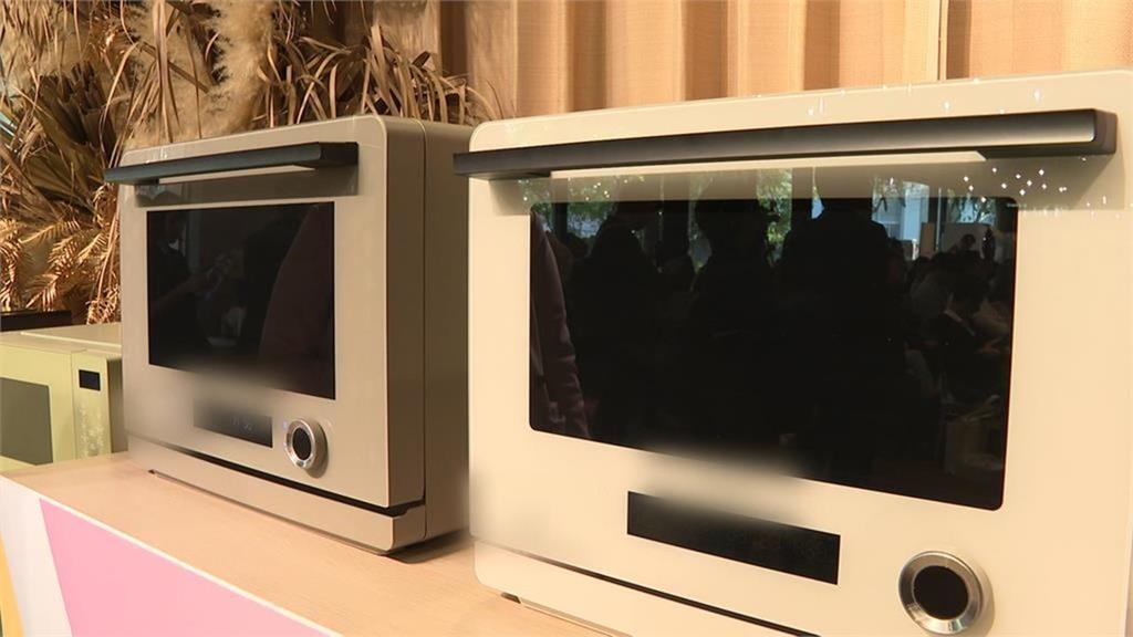 別再用微波爐加熱海鮮了！美食專家曝慘況「橡皮口感+腥味爆發」