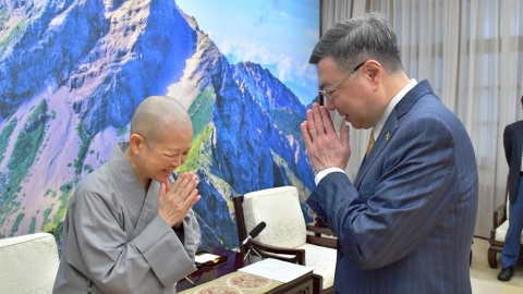 藍白綠「竊國者侯」！普發一萬入帳　釋昭慧轟三黨毀台