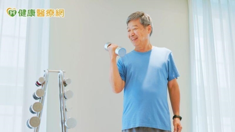 銀髮族健身風潮興起　專家提醒：「7大錯誤」增受傷風險要注意！