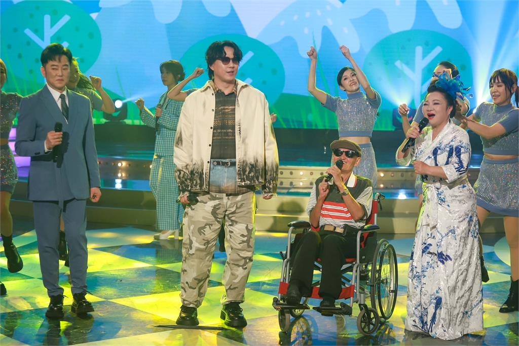 《冰冰Show》邀蕭煌奇演出突要求「1+1」！她揭「與李炳輝有關」感動全場