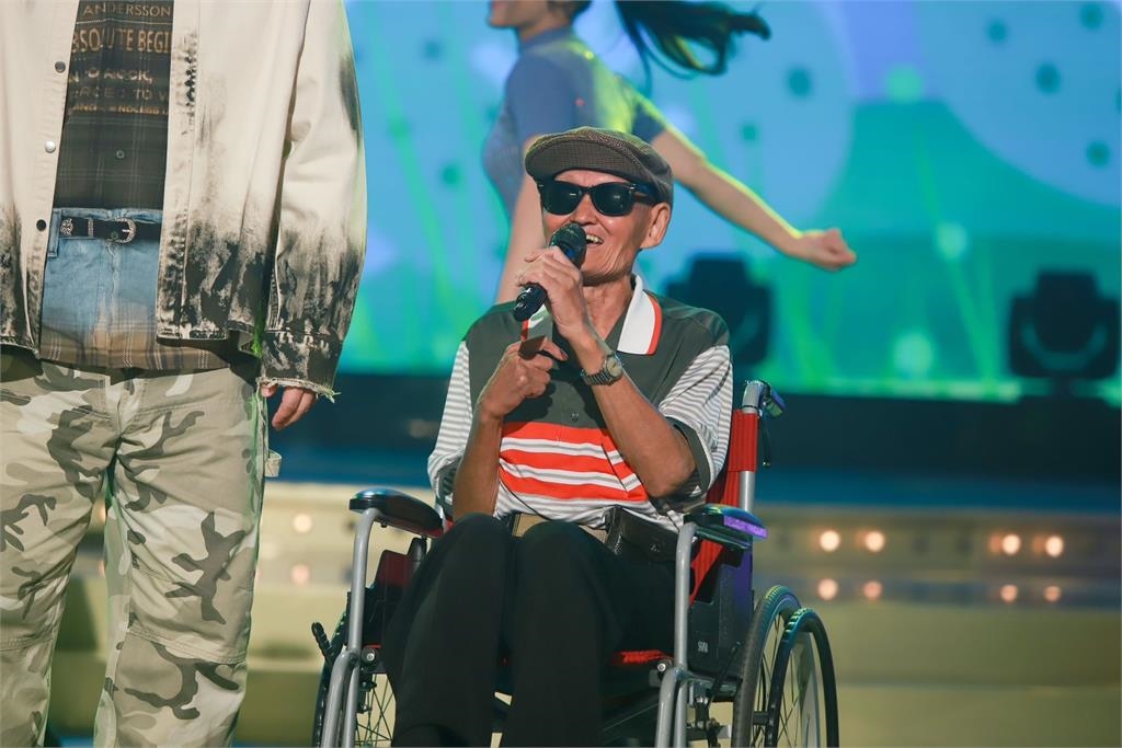 《冰冰Show》邀蕭煌奇演出突要求「1+1」！她揭「與李炳輝有關」感動全場