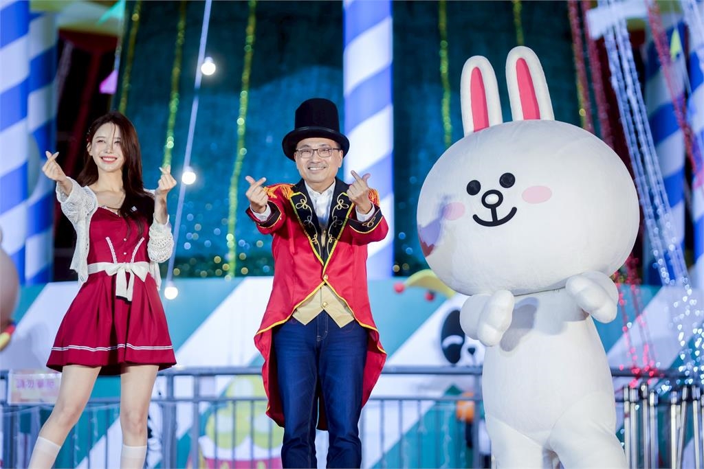 快新聞／新北耶誕城開了！侯友宜親扮馬戲團長　活動期間、交通方式一次看