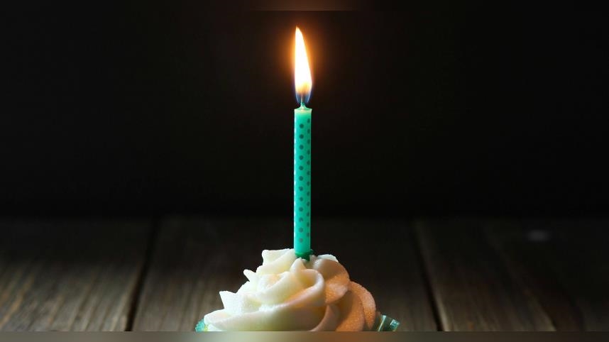 生日驚喜竟是鹽酥雞？男友曾諾精心安排　理由讓她傻爆眼：妳跟親友慶過了