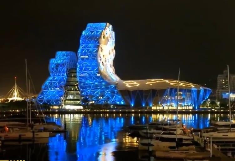 韓大勢女團TWICE首度完全體來台開唱 高雄藍光迎接ONCE喊:等子瑜10年了!