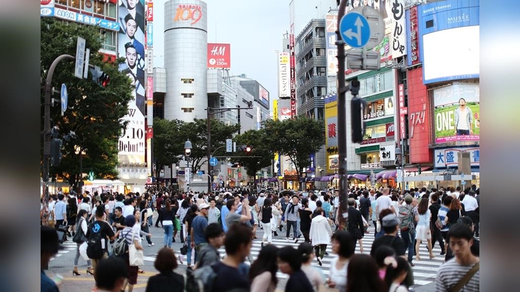 台灣阿姨逛日本藥妝店　刷卡碎念「選啥幣別」…後續發展全場笑翻