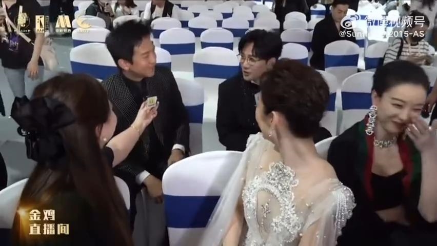 小虎隊蘇有朋赴中被猛捧「看你長大」!下秒「1幕翻車超糗」網笑瘋:是個假粉