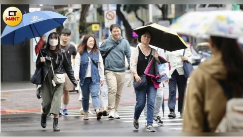 冷空氣明殺到!「3地防大雨」北部低溫探15度 1圖看懂雨區變化