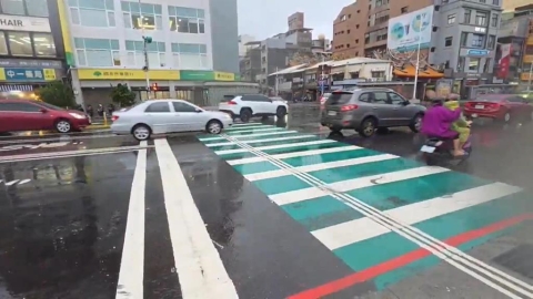 出門帶傘！2縣市大雨特報　下到晚上