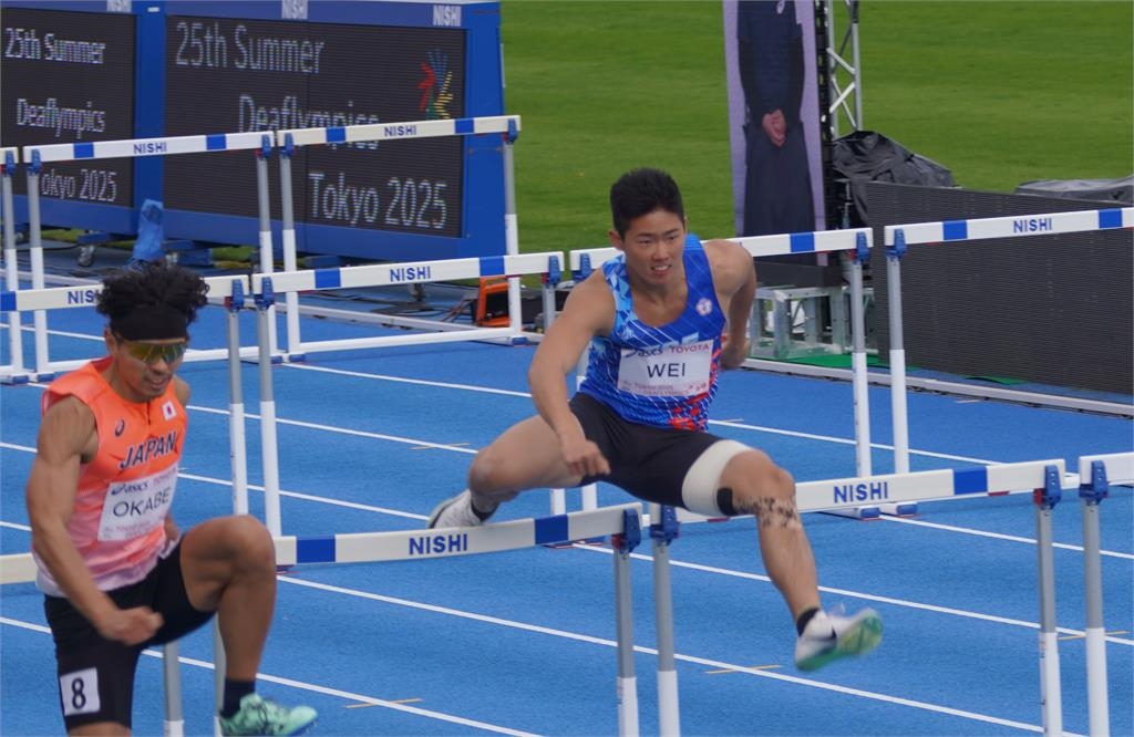 綜合/聽奧首面獎牌出爐!18歲新秀危宇澤田徑「十項全能」殺出重圍獲頒總統賀電