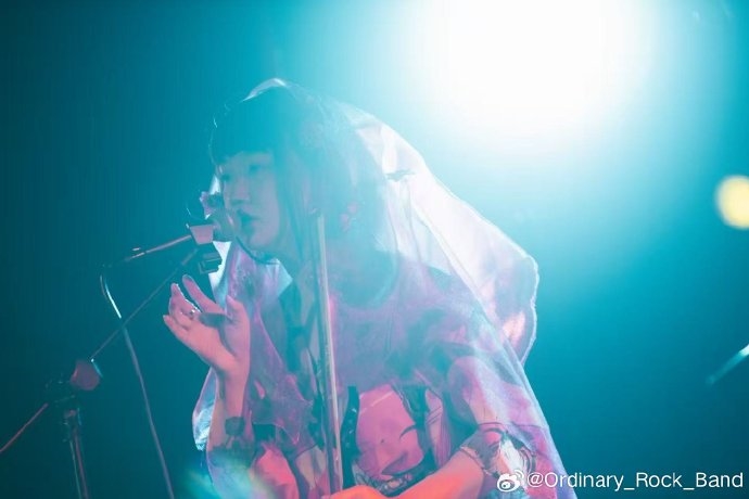 中國獨立樂團主唱「遭電動椅夾死」太獵奇！遭疑器官被盯上…專家脫口1原因釀死