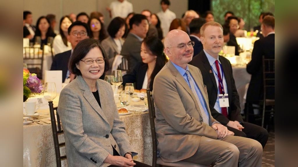 蔡英文現身美商年會　AIT處長：確保美台供應鏈安全和飛彈防禦同等重要
