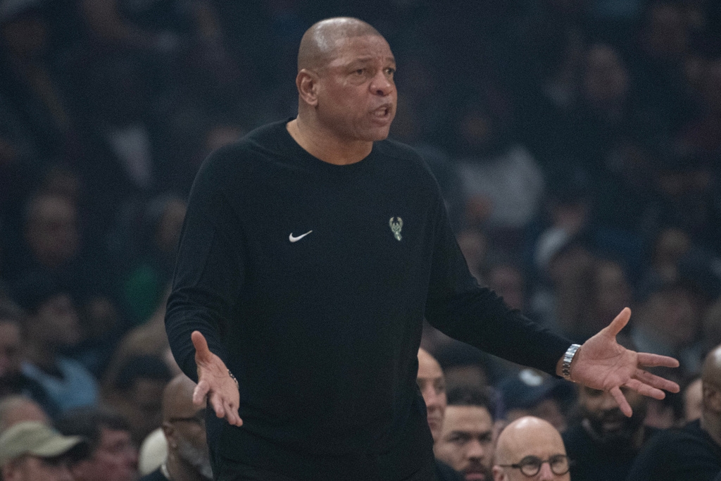 NBA(影)/「字母哥」安德托昆博傷退最新檢查結果正式出爐!公鹿戰力大削弱