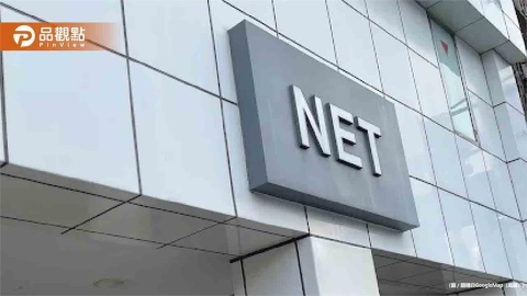 阿嬤坐輪椅買衣進不了店!NET店員暖心舉動290萬人淚崩