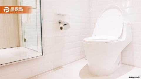 屏東縣府女廁驚見偷拍狼！手機伸入隔間 警方4小時火速逮人